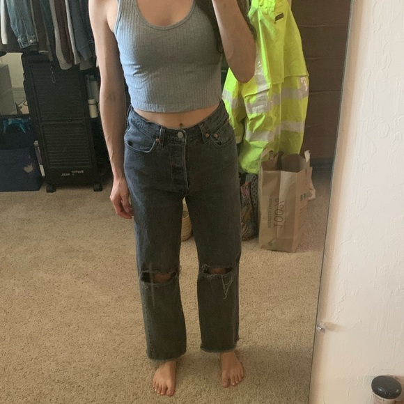 Levi’s Ribcage Straight Jeans - Picture 7 of 9